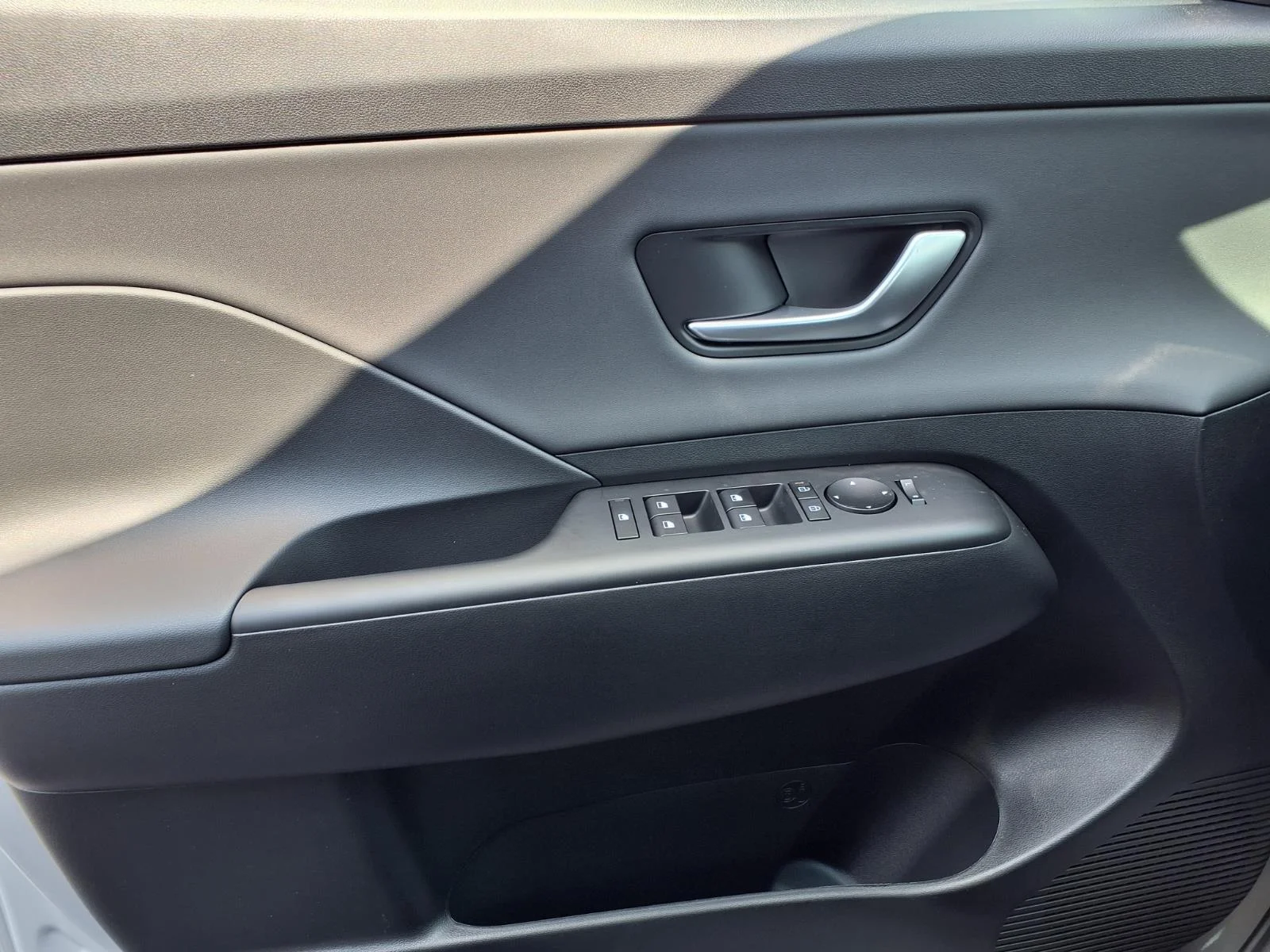 New 2026 Cyber Gray Metallic Hyundai SEL Premium image 11