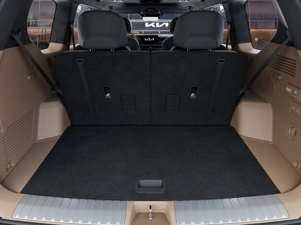 New 2026 Wolf Gray / Black Roof Kia GT-Line AWD image 19