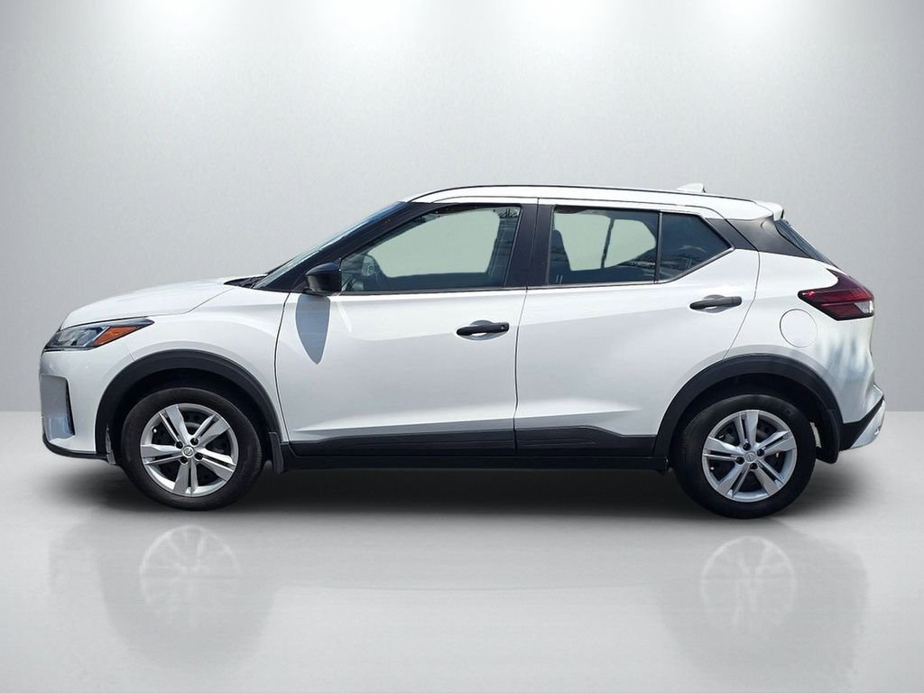 Used 2025 White Nissan S image 8