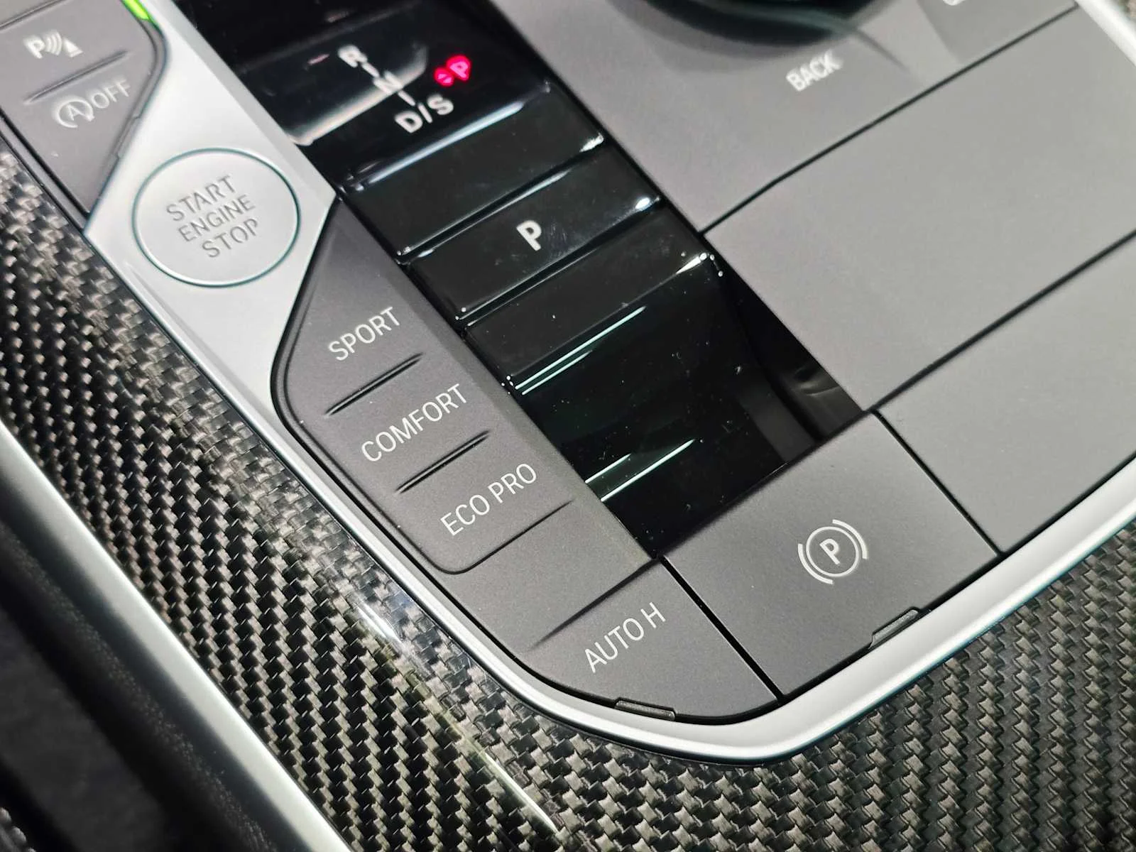 New 2026 Brooklyn Grey Metallic BMW xDrive image 17