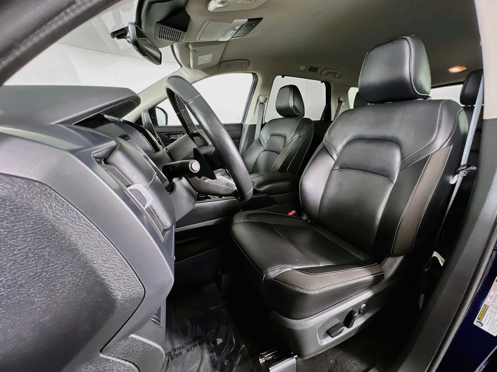 Used 2023 Deep Ocean Blue Pearl Nissan SL image 22