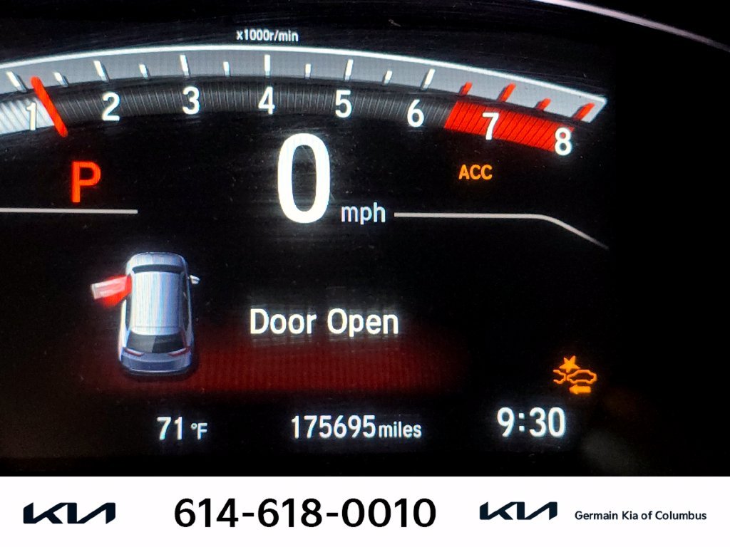 Used 2018  Honda EX image 23