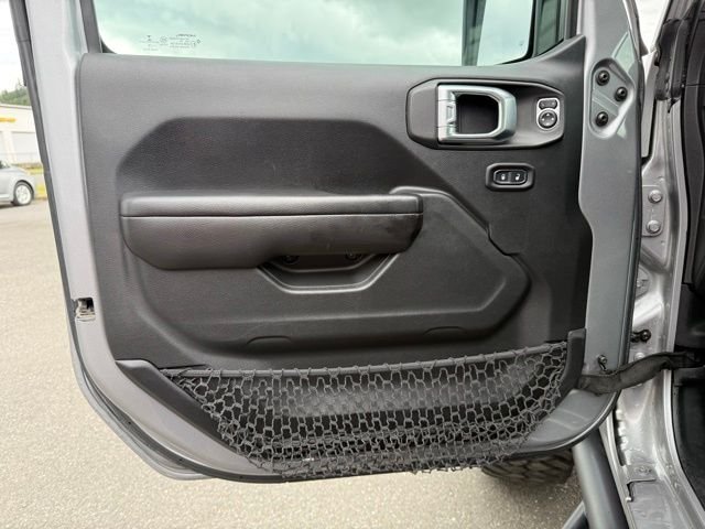 Used 2018 Silver Jeep Unlimited Rubicon image 18