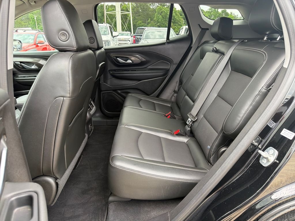 Used 2024 Black GMC SLT image 27