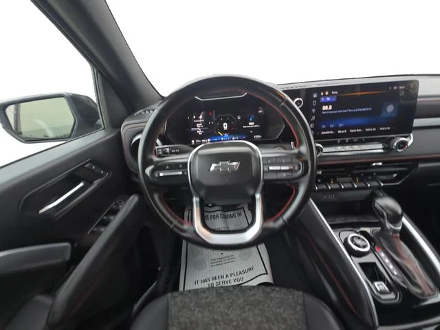 Used 2024 Silver Chevrolet Z71 image 12