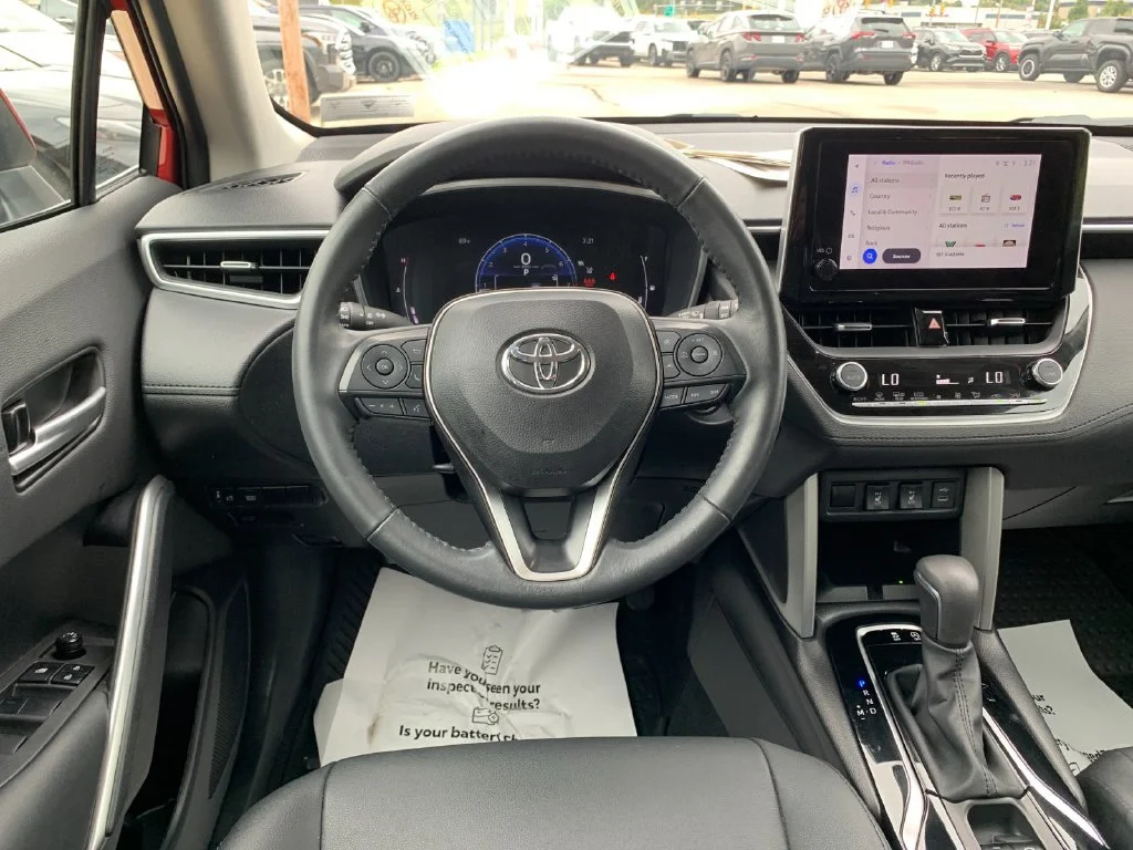 Used 2024 Red Toyota XLE image 17