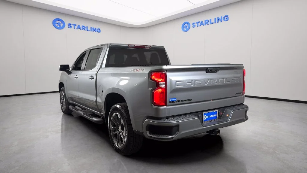 Used 2025 Sterling Gray Metallic Chevrolet RST image 6