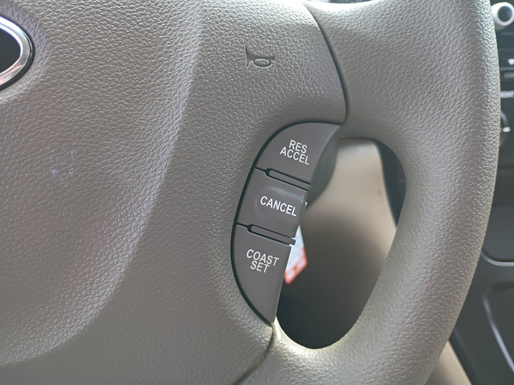 Used 2012 Claret Red Kia LX image 33