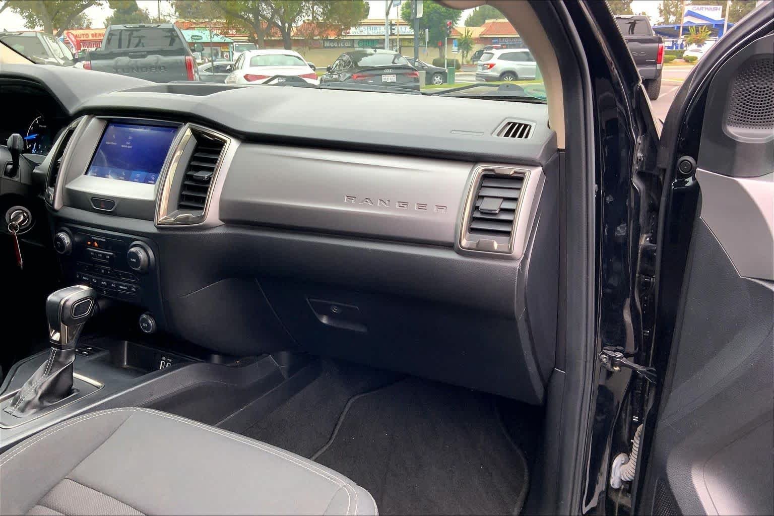 Used 2020 Shadow Black Ford XLT image 17