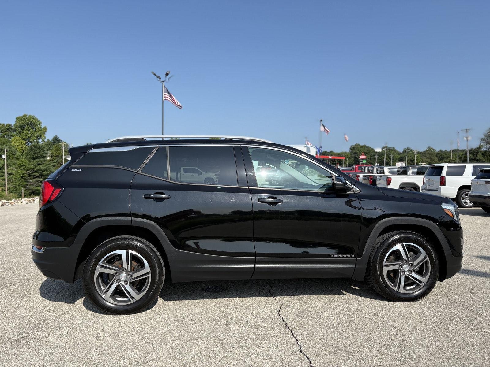 Used 2020 Ebony Twilight Metallic GMC SLT image 21