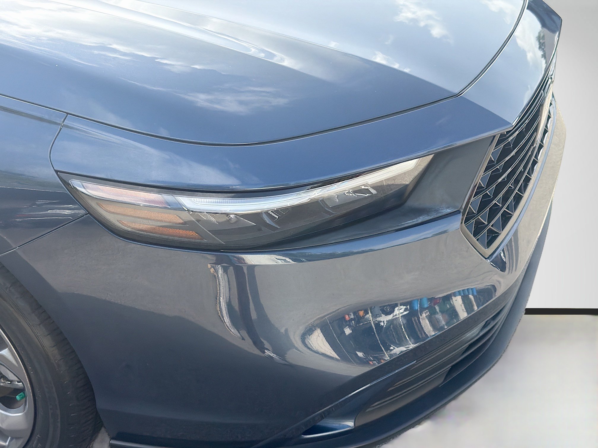 Used 2024 Canyon River Blue Metallic Honda EX image 31
