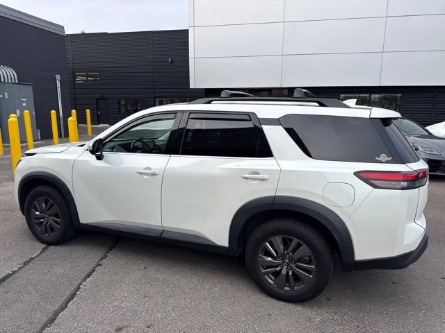 Used 2022 Pearl White Tricoat Nissan SV image 4