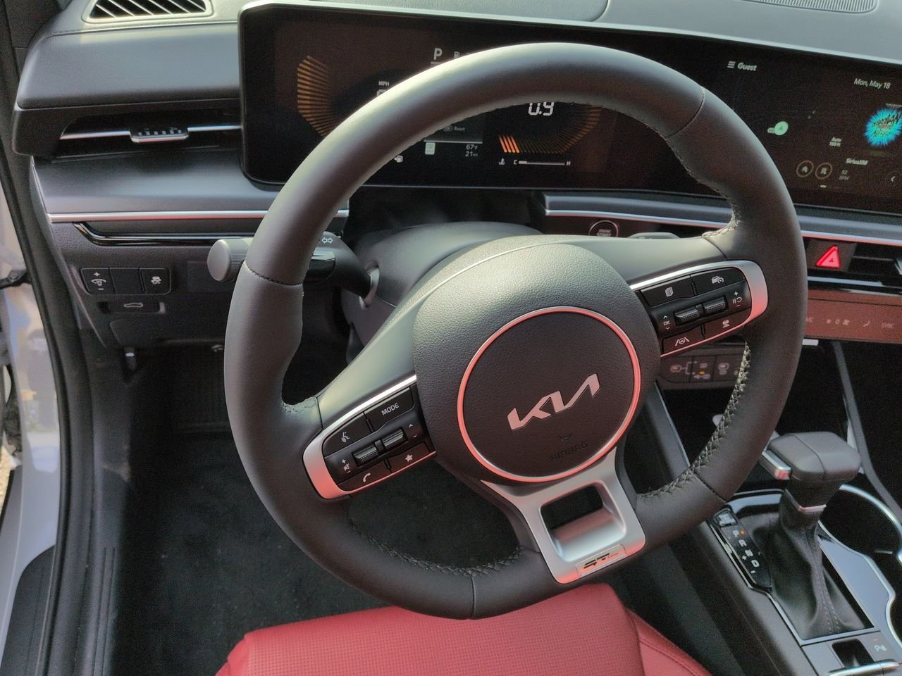 2026 Kia K5 GT-Line - Photo 11