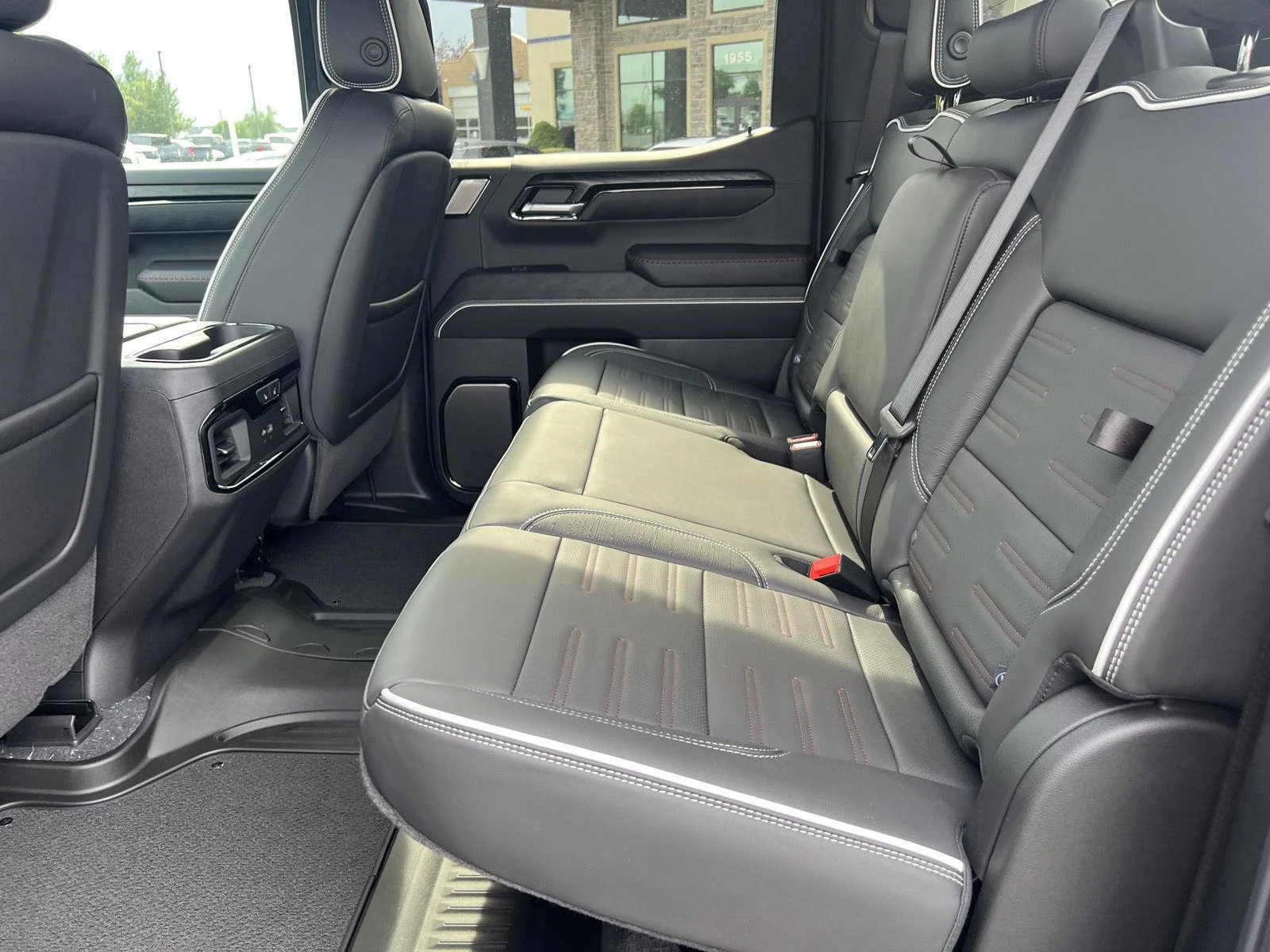 2026 GMC Sierra 1500 AT4X - Photo 32