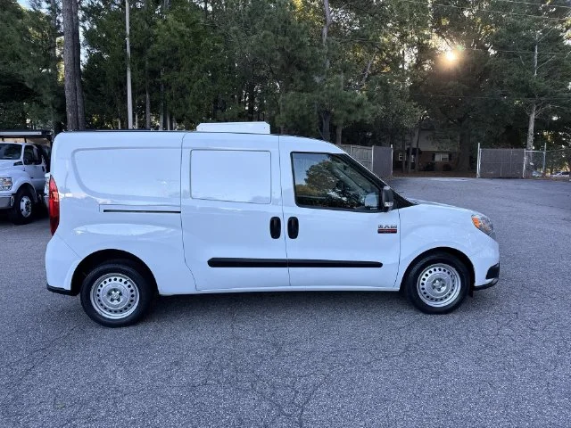 Used 2022 White Ram Base image 9