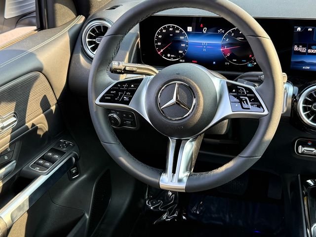 New 2026 Cirrus Silver Metallic Mercedes-Benz GLB 250 image 23