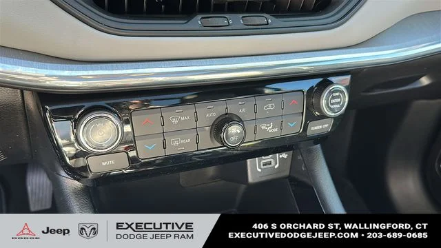 Used 2024 Blue Jeep Limited image 17