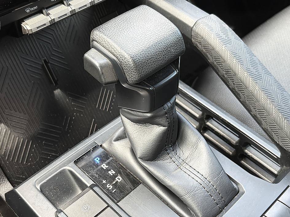 Used 2024 Ice Toyota SR5 image 22