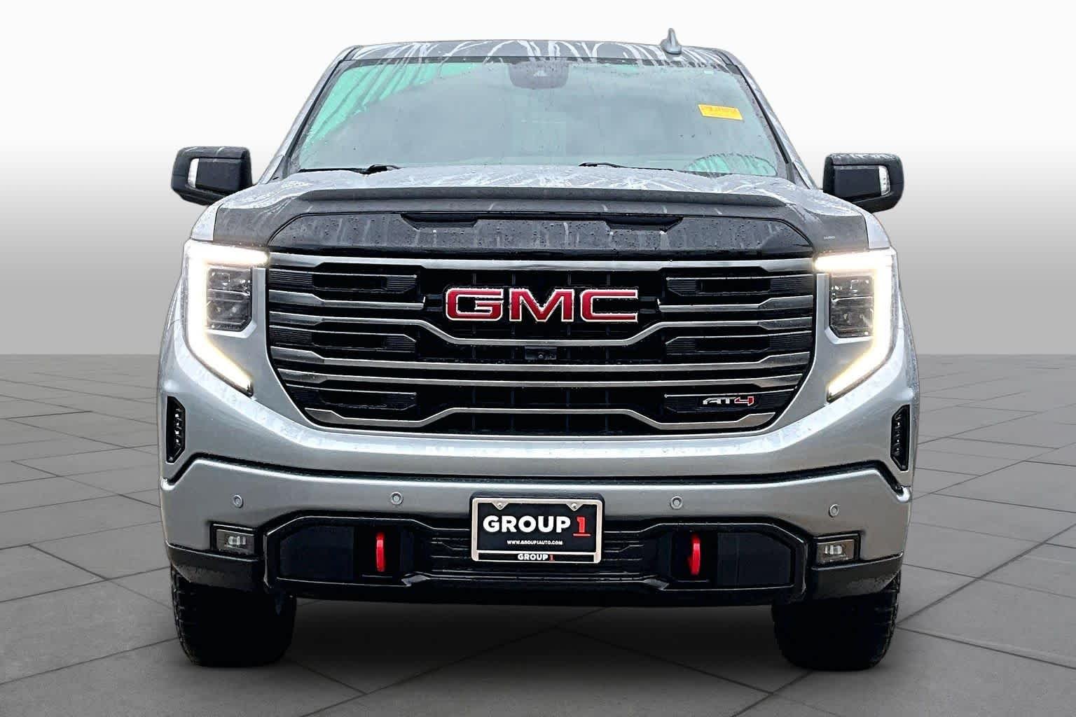 Used 2025 Sterling Metallic GMC AT4 image 4