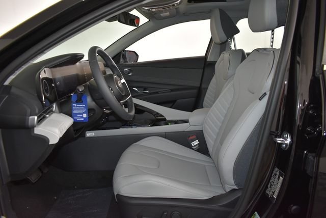 New 2026 Black Hyundai Limited image 30