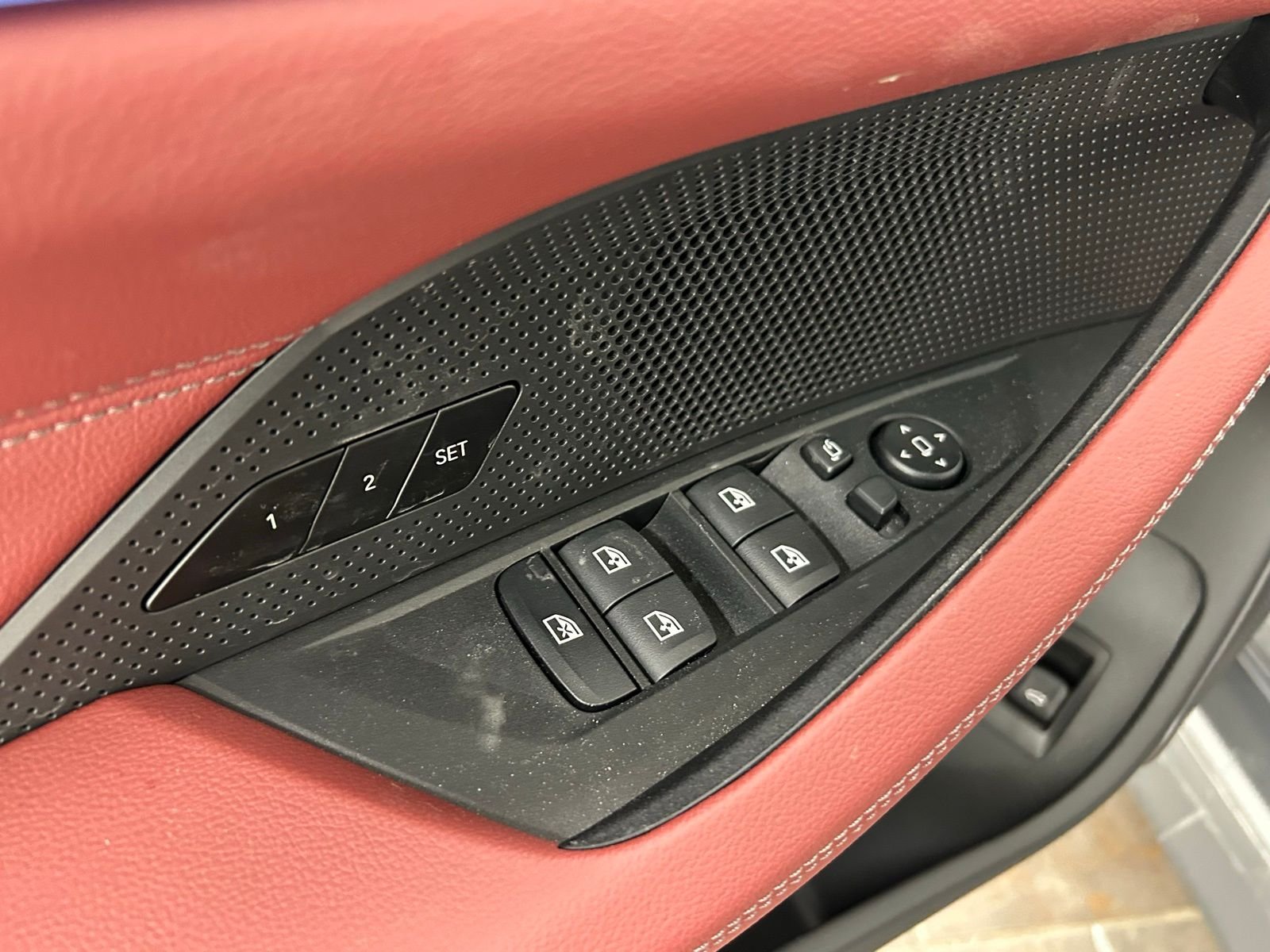 New 2026 Skyscraper Grey Metallic BMW xDrive40 image 44