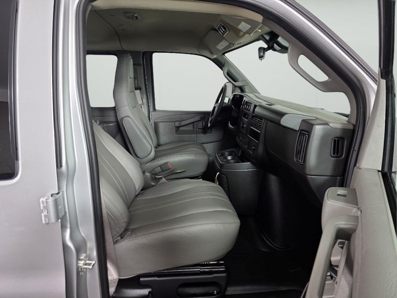 2026 Chevrolet Express Passenger LS - Photo 20