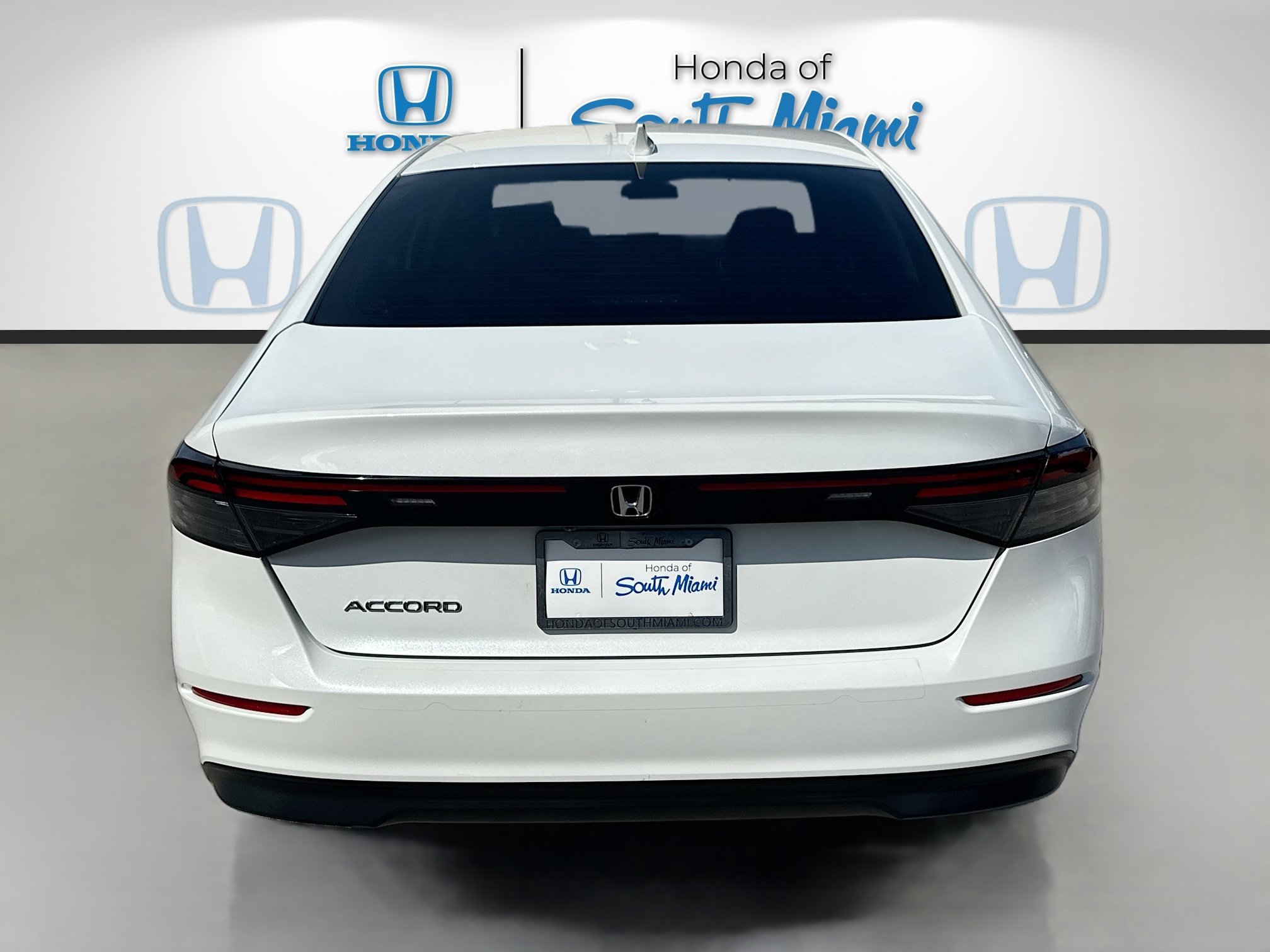 2024 Honda Accord LX - Photo 6
