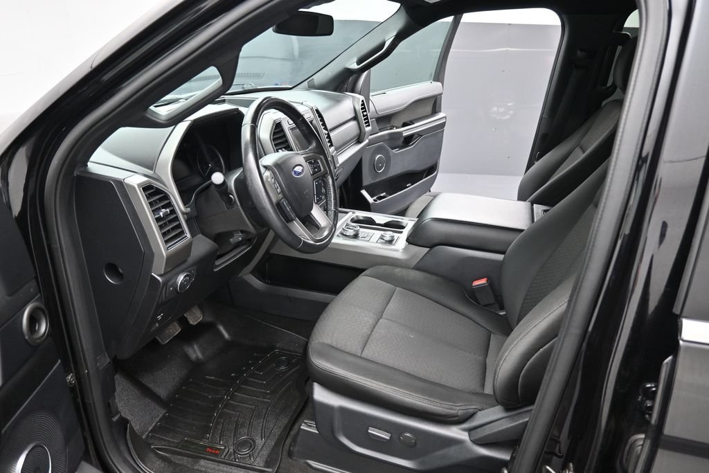 Used 2020 Black Ford XLT image 11