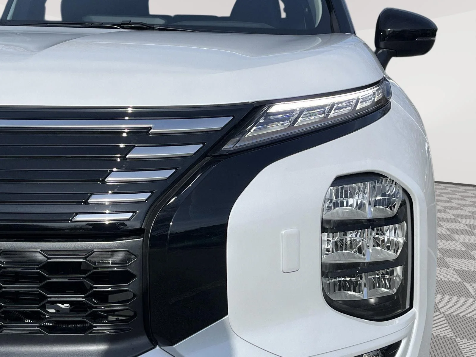 New 2026 Alpine Frost Nissan SL image 12