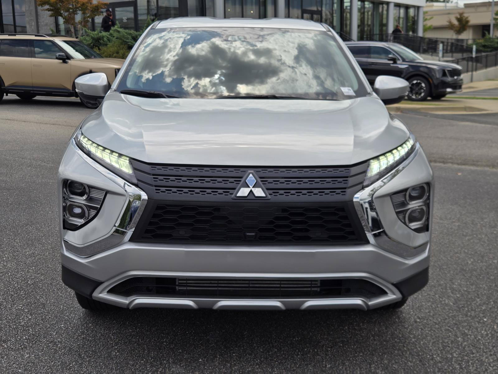 2025 Mitsubishi Eclipse Cross SE - Photo 3