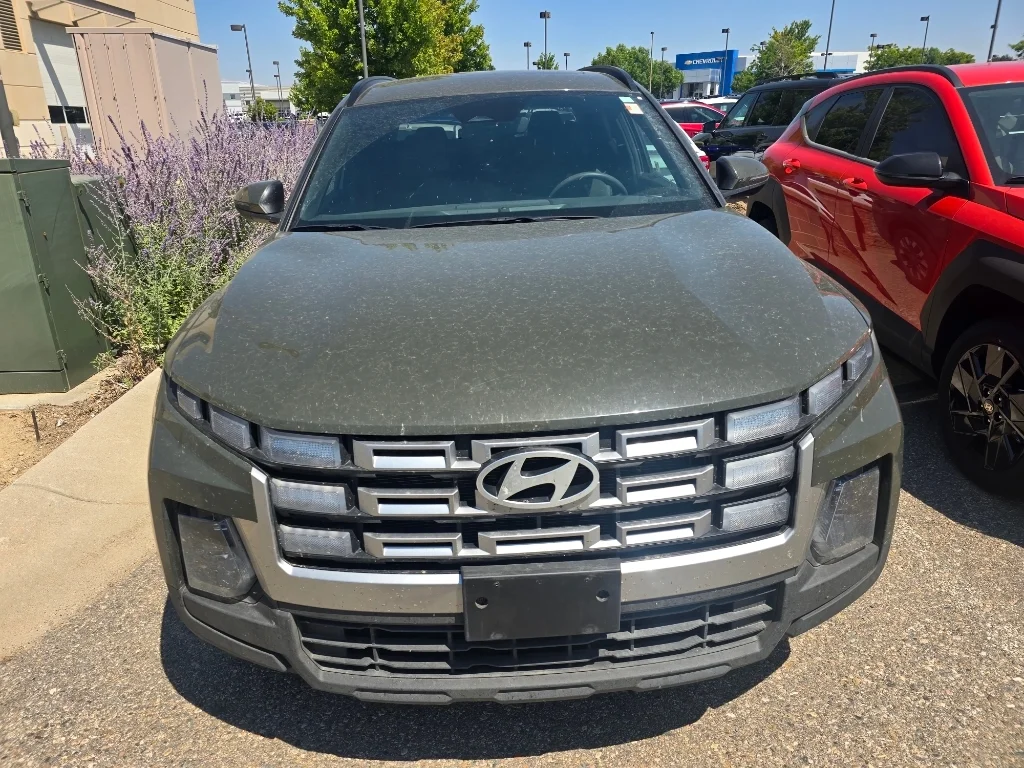 Used 2025 Rockwood Green Hyundai SEL Activity image 17