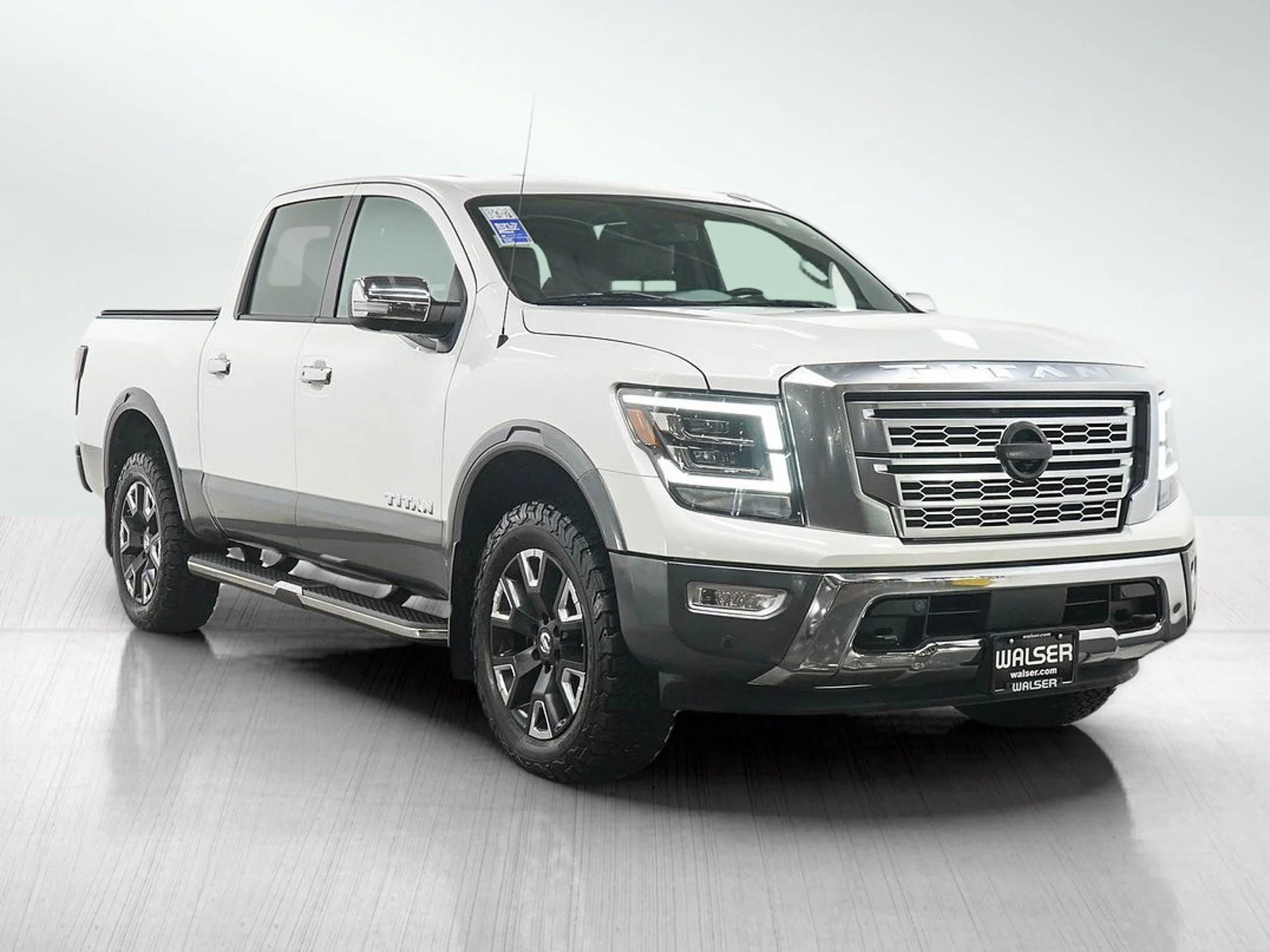 Used 2021 Pearl White Metallic Nissan Platinum Reserve image 7