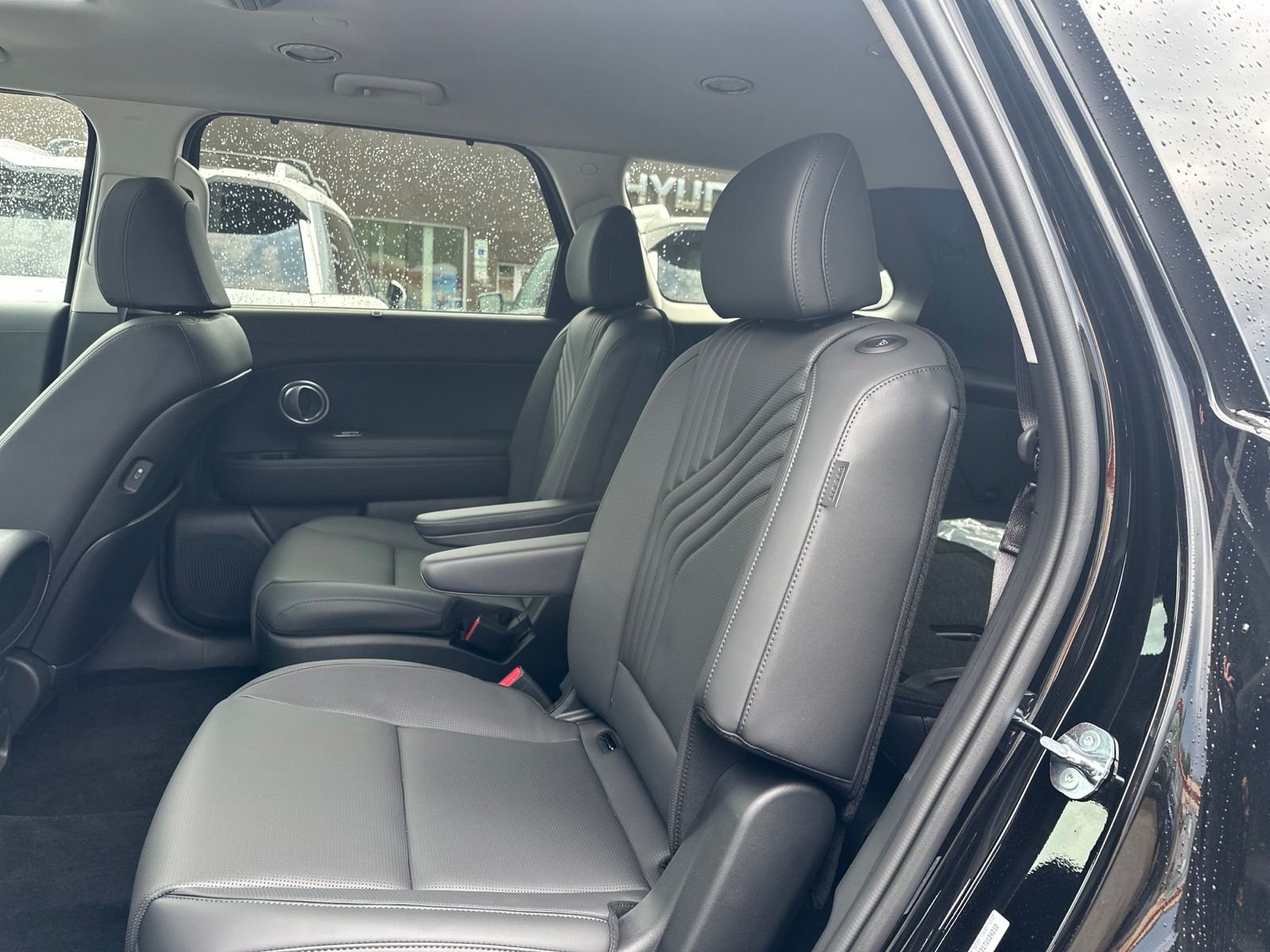 New 2026 Black Hyundai SEL Premium AWD image 21