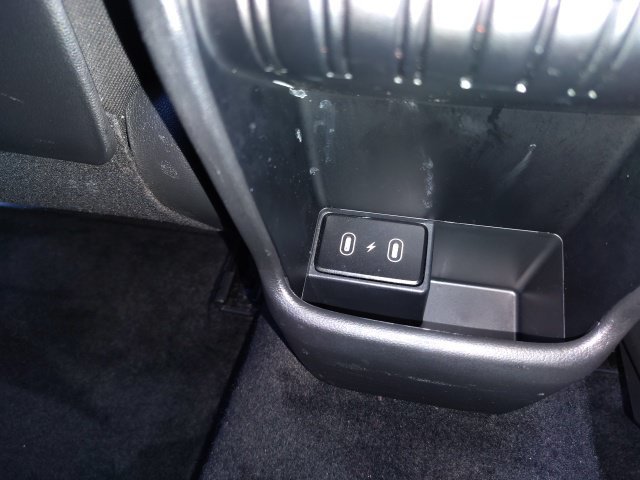 Used 2025 Gray Hyundai SEL image 26