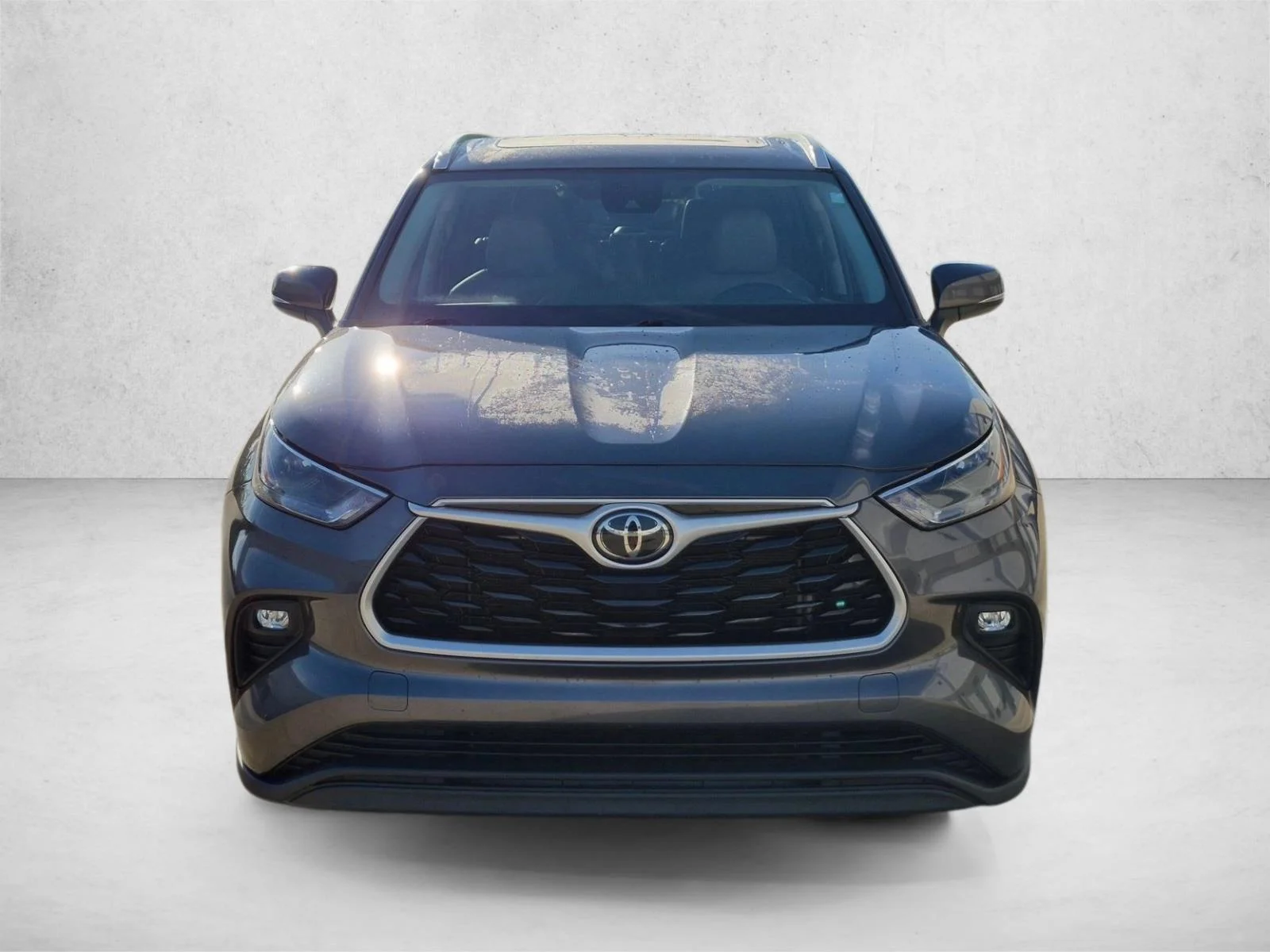 Pre-Owned 2022 Toyota Highlander XLE Sport Utility in West Palm