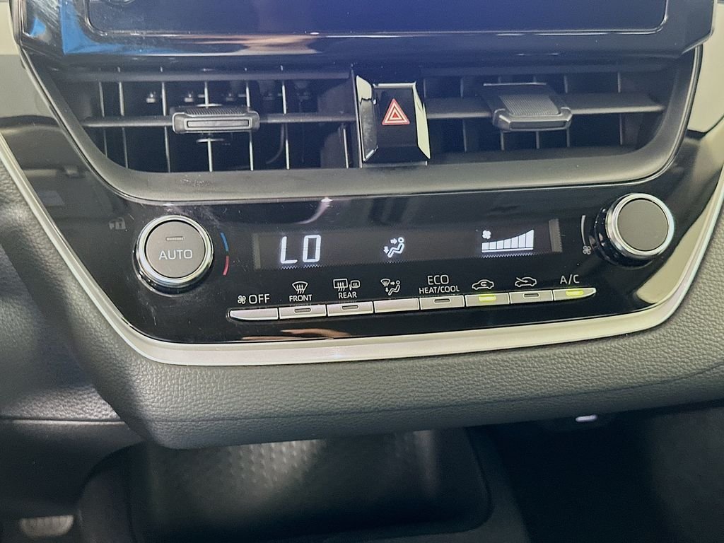 Used 2026  Toyota LE image 16