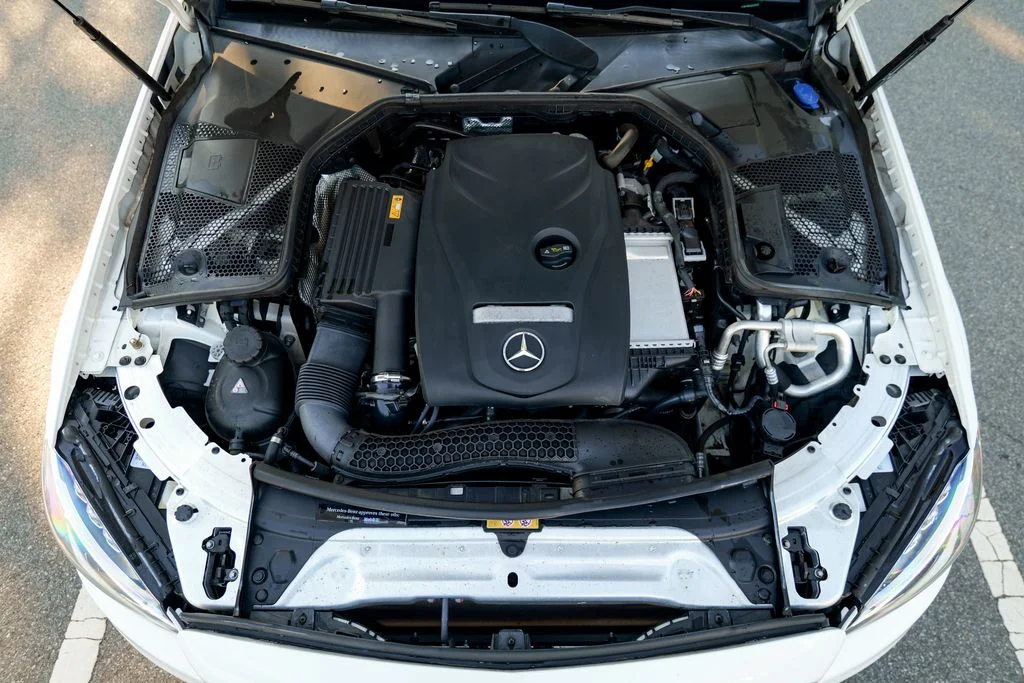 Used 2018 Polar White Mercedes-Benz C 300 image 55