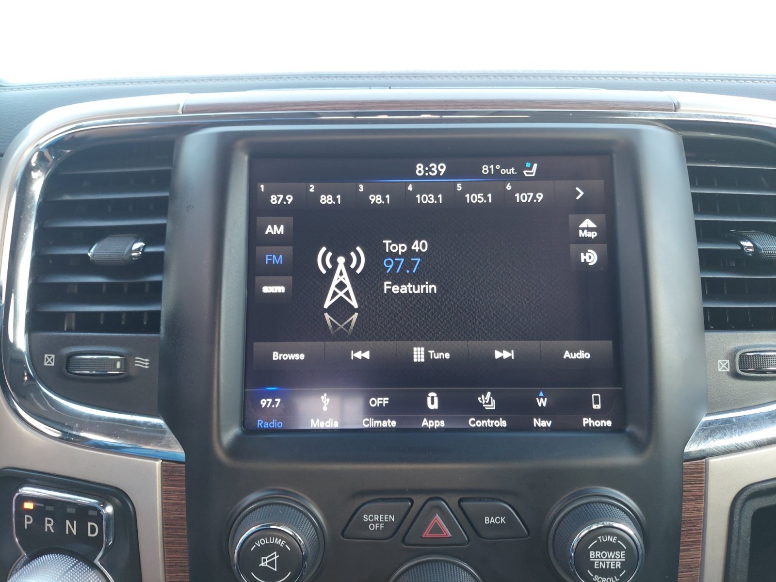 Used 2018 Delmonico Red Pearlcoat Ram Laramie image 17