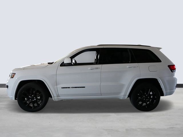 Certified Used 2021 Bright White Clearcoat Jeep Laredo X image 2