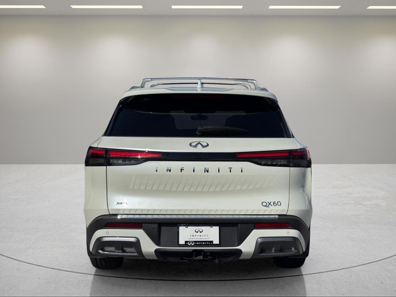 Used 2024 Majestic White INFINITI SENSORY image 4