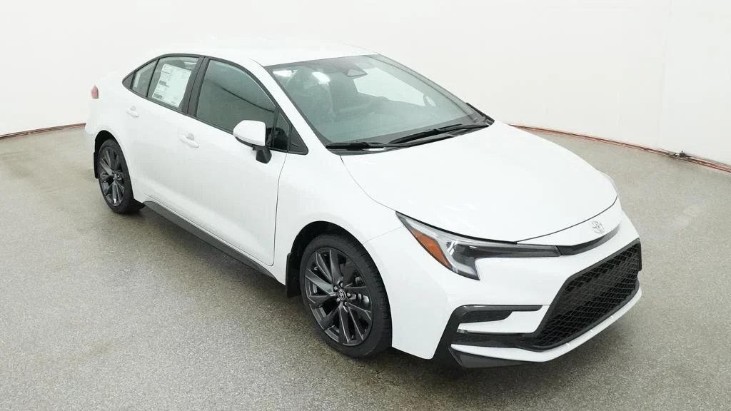 New 2026 Wind Chill Pearl Toyota SE image 10
