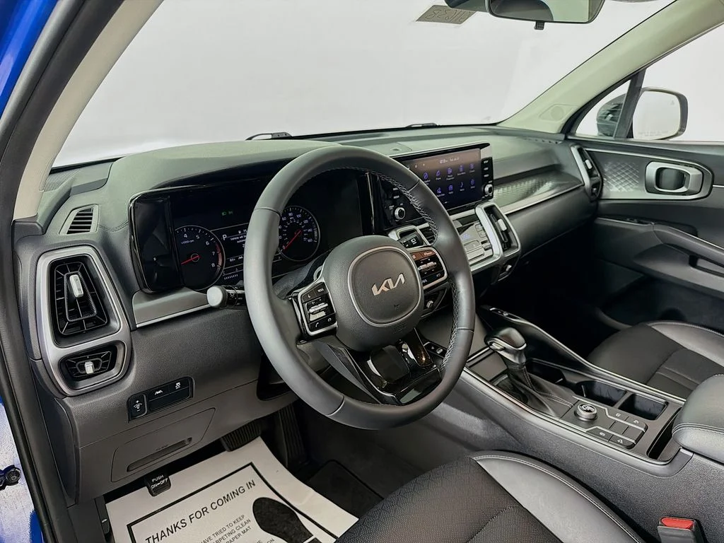 Used 2022 Sapphire Blue Kia S image 9