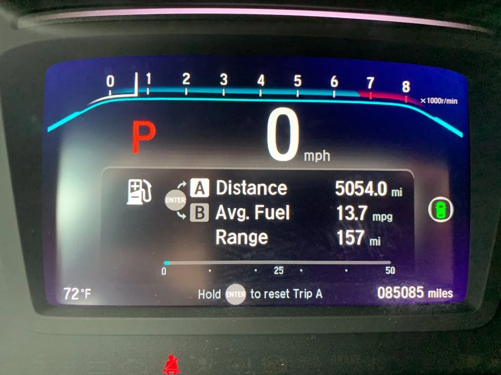 Used 2022 Silver Honda EX-L image 31