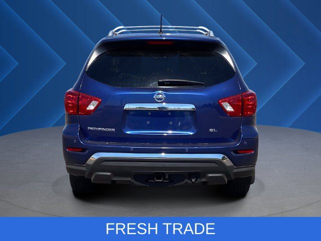 Used 2018 Caspian Blue Nissan SL image 4