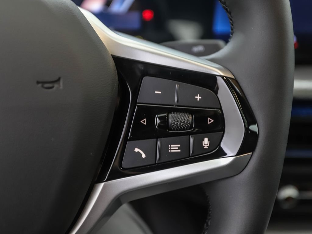 2025 BMW i4 40 - Photo 13