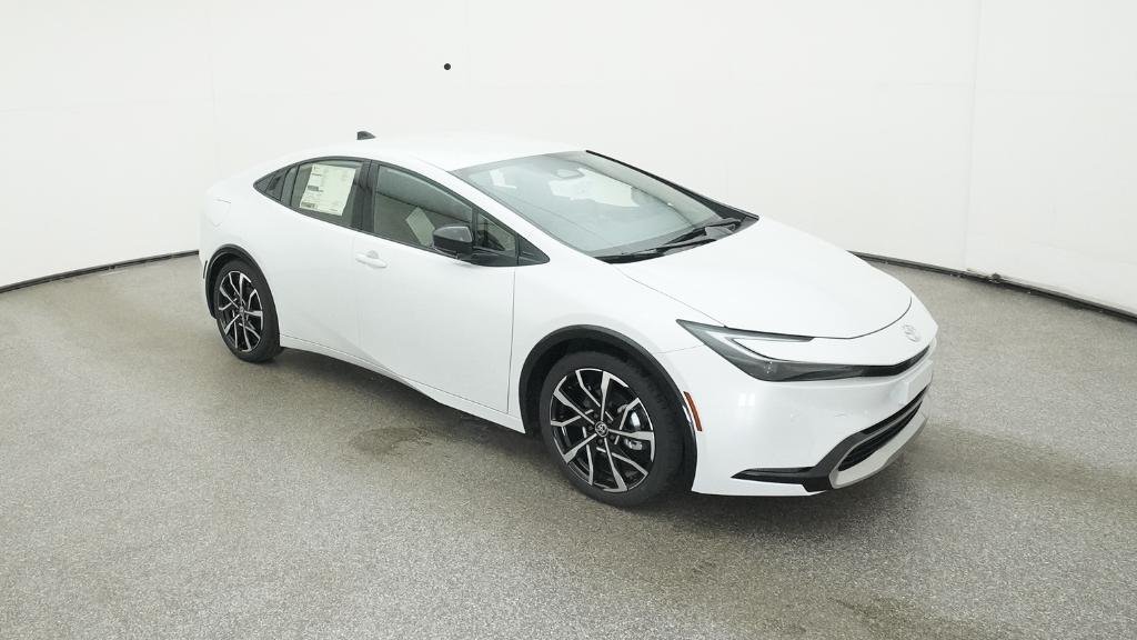 New 2026 Wind Chill Pearl Toyota XSE image 8