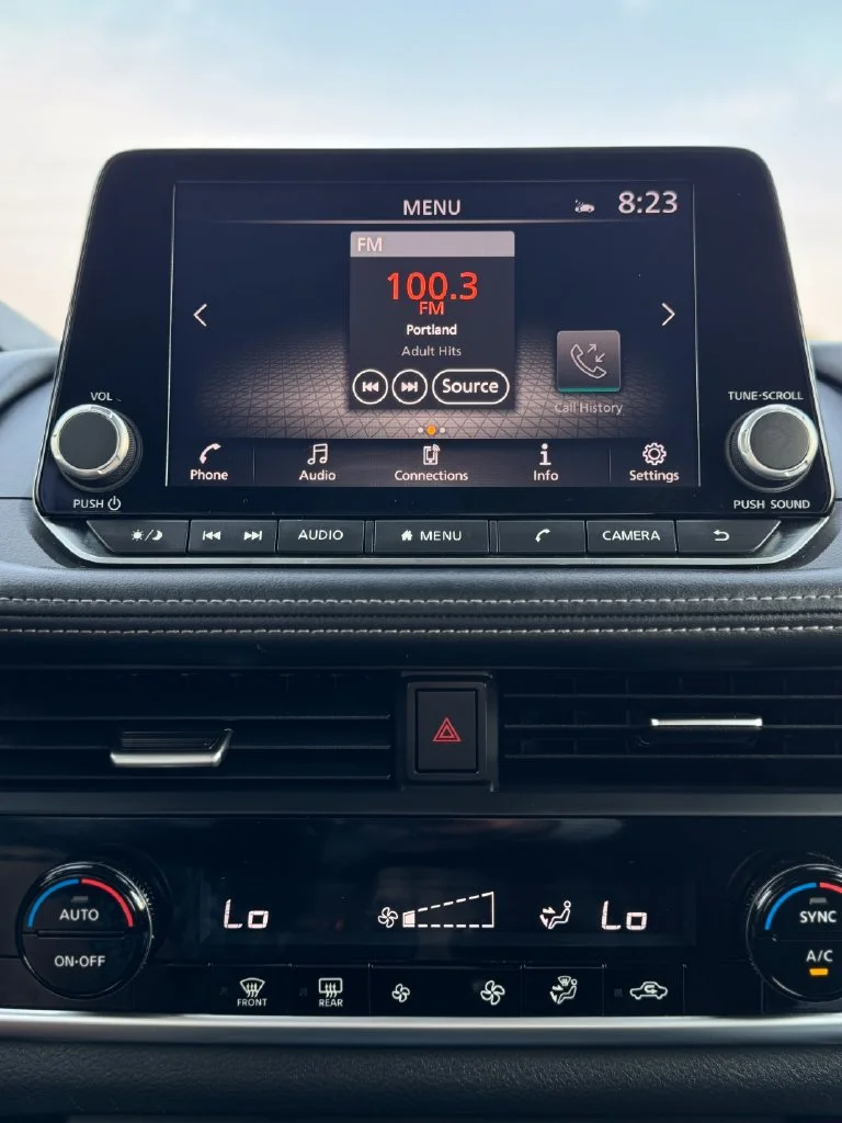 Used 2025 Gun Metallic Nissan SV image 19