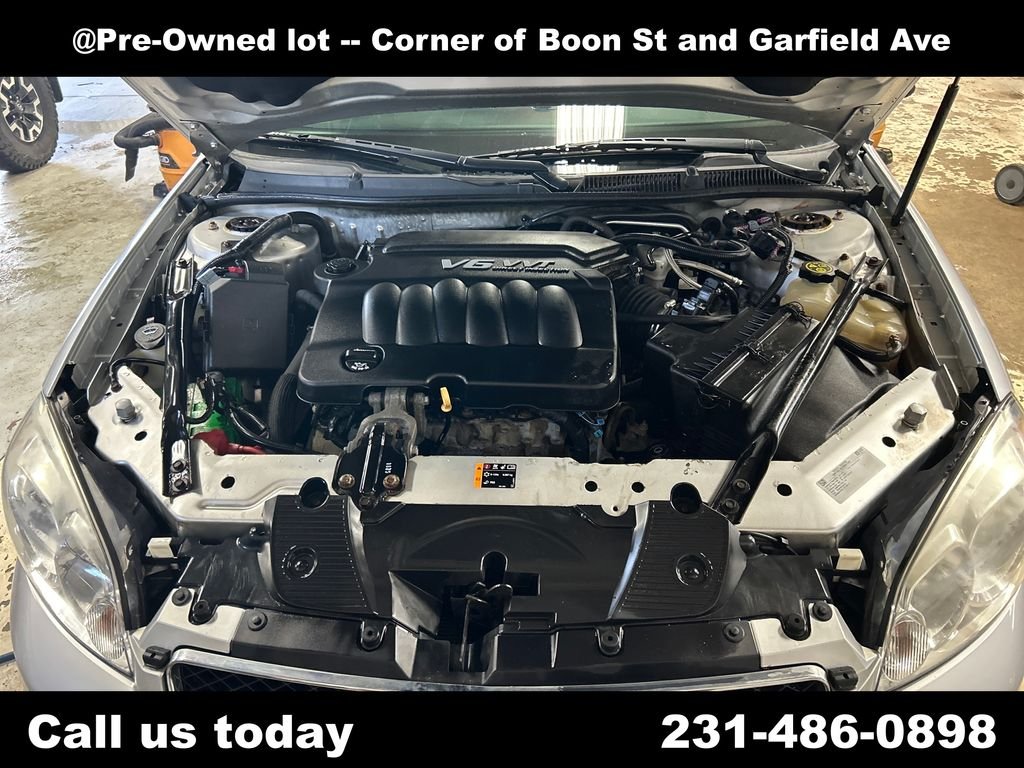 Used 2016 Silver Chevrolet LTZ image 10