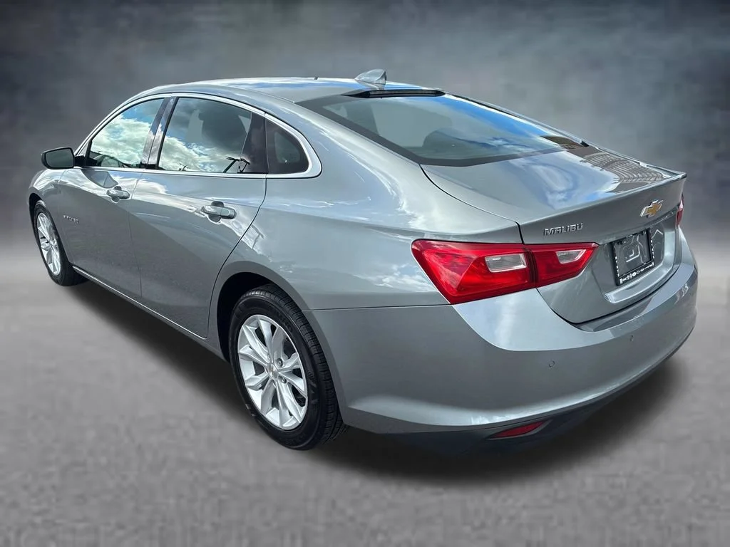 Used 2025 Sterling Gray Metallic Chevrolet 1LT image 3
