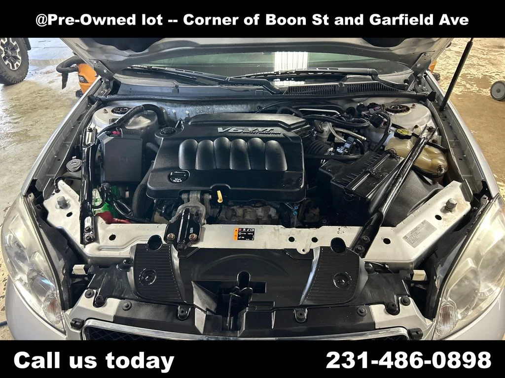 Used 2016 Silver Chevrolet LTZ image 10